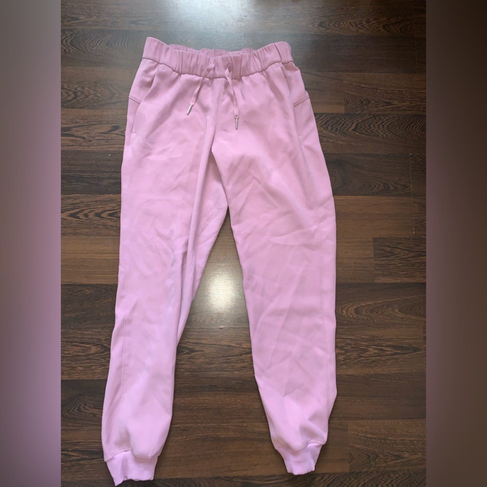 Pink Lulu lemon sweatpants